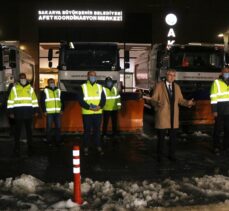 Sakarya Büyükşehir Belediyesi 83 araç ve 180 personelle kar yağışına karşı teyakkuzda