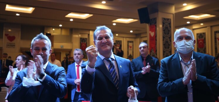 TDP Genel Başkanı Sarıgül, Antalya'da partililer ve gazetecilerle buluştu: