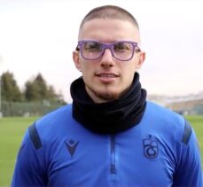 Trabzonsporlu futbolcular “Epilepsi İçin Bak” farkındalık kampanyasına destek oldu