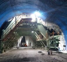 Türkiye'nin en uzun üçüncü tüneli olacak Eğribel Tünelinde sona doğru