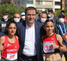 Balkan Yürüyüş Şampiyonası'nda Ayşe Tekdal ilk Türk kadın şampiyon unvanını kazandı