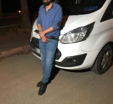 Adana'da bekçilerden kaçmaya çalışan minibüs sürücüsü kovalamacayla yakalandı