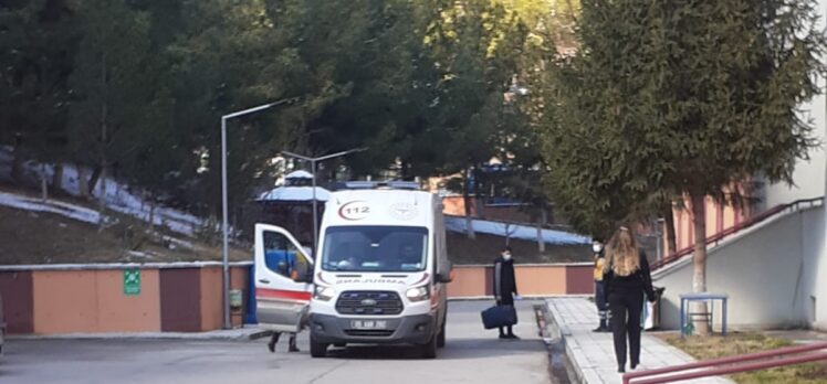 Amasya'da Kovid-19 karantina ihlali yapan 2 kişi yurda yerleştirildi