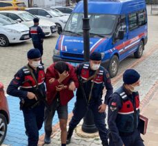 Antalya'da hırsızlık için girdiği evin sahibini silahla yaralayan şüpheli tutuklandı
