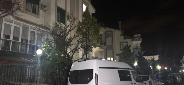 Antalya'daki bir villada aynı aileden 4 kişi silahla vurulmuş halde ölü bulundu