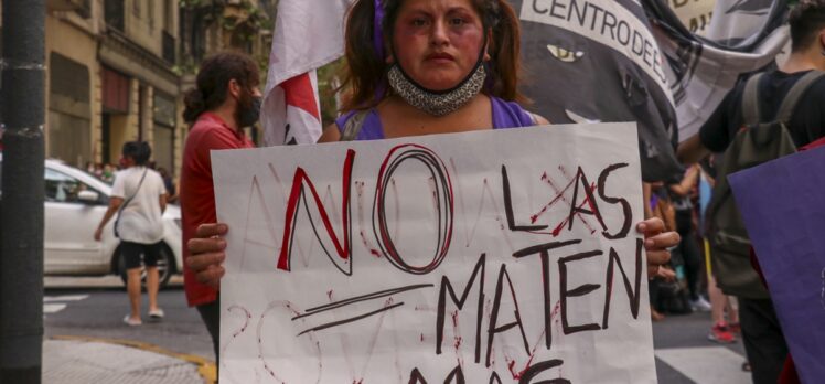 Arjantin ve Şili'de 8 Mart Dünya Kadınlar Günü yürüyüşü düzenlendi