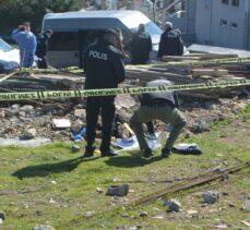 Balıkesir'de bir arazide poşet içerisinde bebek cesedi bulundu