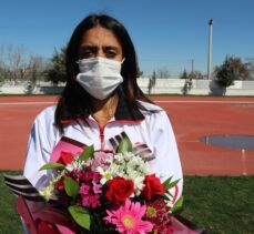Balkan Yürüyüş Şampiyonası'na damga vuran milli atletler Diyarbakır'da çiçeklerle karşılandı