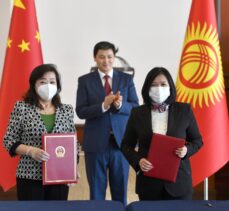 Çin'den Kırgızistan’a 150 bin doz aşı desteği