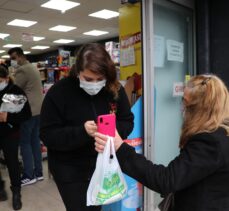 “Çok yüksek riskli” illerden Edirne'de vatandaşlar marketlere HES kodu sorgulaması yapılarak alınıyor