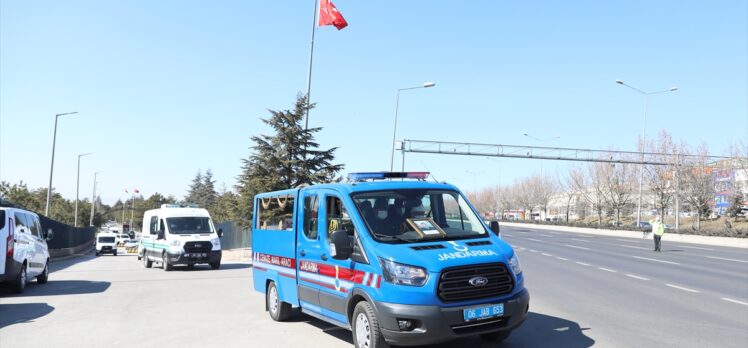 Helikopter kazasında şehit olan 11 askerin naaşı Ankara'ya getirildi