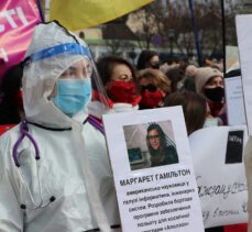 Kiev'de 8 Mart Dünya Kadınlar Günü'nde yürüyüş düzenlendi