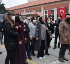 GÜNCELLEME – Kocaeli'de silahının ateş alması sonucu yaralanan polis memuru hayatını kaybetti