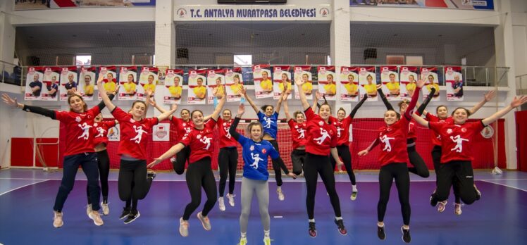 Muratpaşa Belediyespor, Avrupa kupası hedefini son maça kadar sürdürmeyi planlıyor