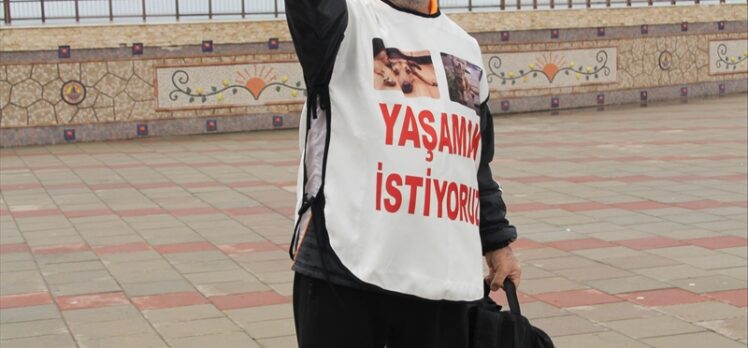 Oyuncu İğdigül, hayvanlara yapılan işkenceye dikkat çekmek için Mersin'den İzmir'e yürüyecek