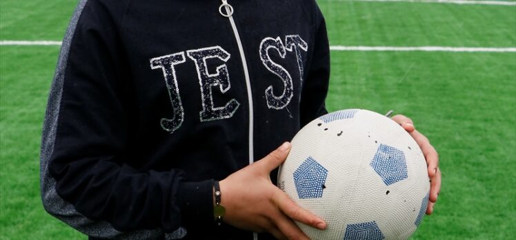 Şanlıurfalı 11 yaşındaki Zekiye attığı frikik golüyle Beşiktaş'ta futbolcu olma şansını yakaladı