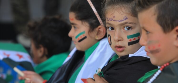 Tel Abyad'da halk “Suriye devrim hareketi”nin 10. yıl dönümünü kutladı
