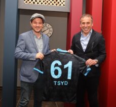 Trabzonspor Teknik Direktörü Avcı: “Trabzonspor yarışacak ve yarışması gerekiyor”