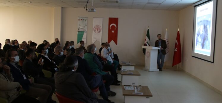 Türk hekimler, Çobanbey Hastanesindeki “2. Tıp Sempozyumu”nda Suriyeli meslektaşlarıyla tecrübelerini paylaştı
