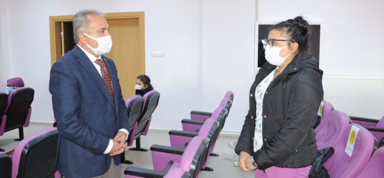 Yozgat Bozok Üniversitesinde bazı uygulamalı bölümlerde yüz yüze eğitim başladı