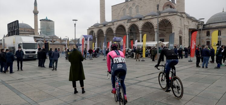26. Uluslararası Mevlana Bisiklet Turu Konya'da başladı