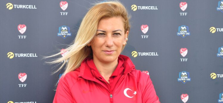 A Milli Kadın Futbol Takımı Teknik Direktörü Kırağası, Turkcell Kadın Futbol Ligi maçlarını izledi: