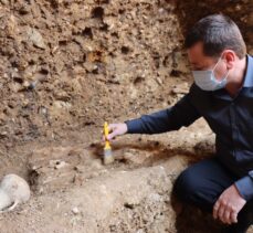 Adıyaman'da içerisinde 7 insan iskeleti olan oda mezar bulundu