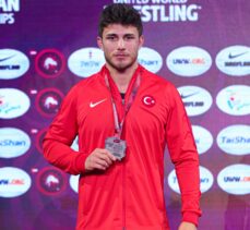 Murat Fırat, Avrupa Güreş Şampiyonası'nda bronz madalya kazandı