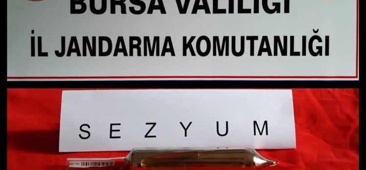 Bursa'da nükleer sanayide kullanılan sezyum olduğu değerlendirilen madde ele geçirildi