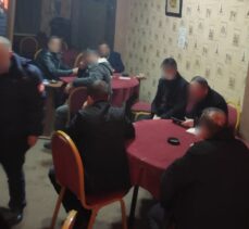 Erzurum'da kıraathanede Kovid-19 kısıtlamasını ihlal eden 24 kişiye 83 bin 256 lira para cezası
