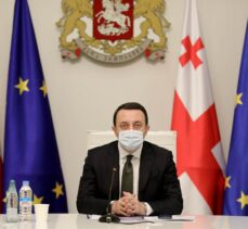 Gürcistan'da Kovid-19'la mücadele kapsamında 2 haftalık yeni kısıtlamalar açıklandı
