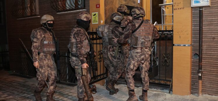 GÜNCELLEME -İstanbul merkezli 5 ilde, Sedat Peker'in elebaşı olduğu belirtilen organize suç örgütüne operasyon