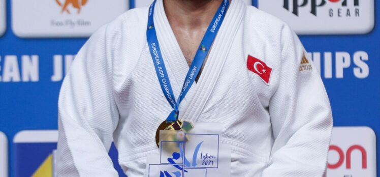 Judoda Türkiye, tarihinde üçüncü kez bir Avrupa Şampiyonası'nda 2 altın madalya birden kazandı