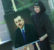 Keşmirli ressam Cumhurbaşkanı Erdoğan'ın portresini yaptı