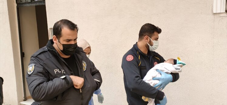 Kocaeli'de apartman önünde terk edilmiş bebek bulundu