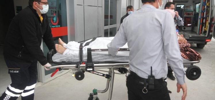Konya'da sobadan sızan gazdan zehirlenen çift hastaneye kaldırıldı