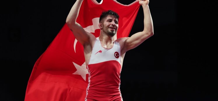 Milli güreşçi Süleyman Atlı, Avrupa şampiyonu oldu