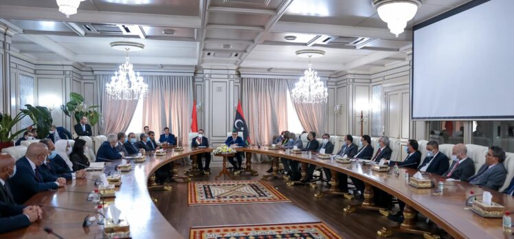 Libya ile Mısır arasında elektrik, altyapı ve yatırım gibi alanlarda bir dizi anlaşma imzalandı