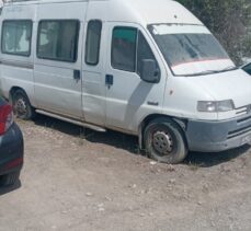 Muğla'da park halindeki minibüsü çaldıkları iddia edilen 2 şüpheli yakalandı