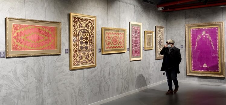 Osmanlı'nın tarihi ve kültürel zenginliğini yansıtan “Kalbe Dokunan İlmek” sergisi açıldı