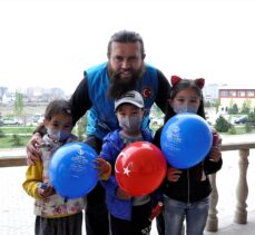 Oyuncu Melikşah Özen Türkiye Diyanet Vakfı yardımları için gönüllü oldu