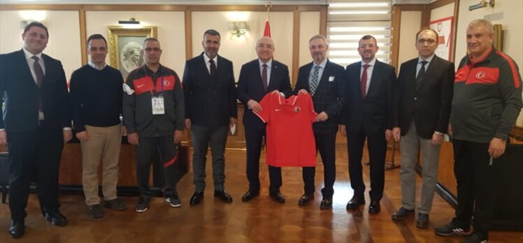 Tamer Taşpınar'dan Türkiye'nin Rusya Büyükelçisi Mehmet Samsar'a ziyaret