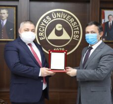 Türk hekimin geliştirdiği üç cerrahi tedavi yöntemi tıp literatürüne girdi