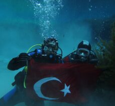 Türk Polis Teşkilatının 176. yılı Gökpınar Gölü'nde Türk bayraklı dalışla kutlandı