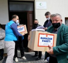 Türkiye Diyanet Vakfı Bosna Hersek'te ihtiyaç sahibi ailelere gıda yardımı yaptı