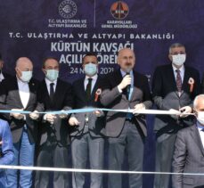 Ulaştırma ve Altyapı Bakanı Karaismailoğlu, Kürtün Ayrım Kavşağının açılışını yaptı: