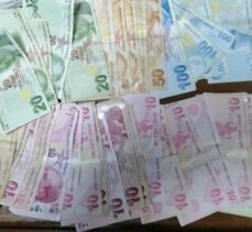 Adana'da kumar oynayan ve Kovid-19 tedbirlerini ihlal eden 227 kişiye para cezası