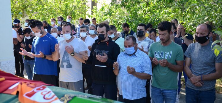 GÜNCELLEME – Aydın'da maç izlerken kalp krizi geçiren kişi toprağa verildi