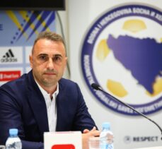 Bosna Hersek'te teknik direktör Petev, Edin Visca'nın milli takımı bıraktığını duyurdu