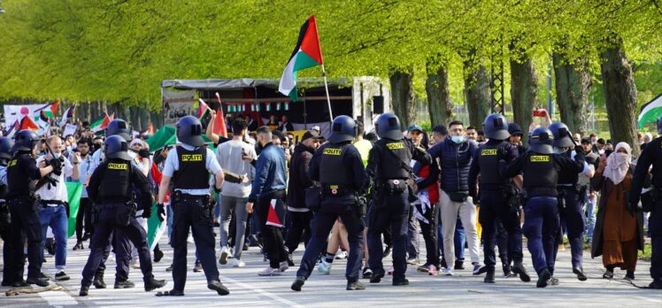 Danimarka’da polis Filistin’e destek gösterisinde göz yaşartıcı bombayla müdahale etti